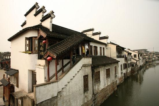 光伏回收产业市场价值引业界关注 企业建议出台规范性文件